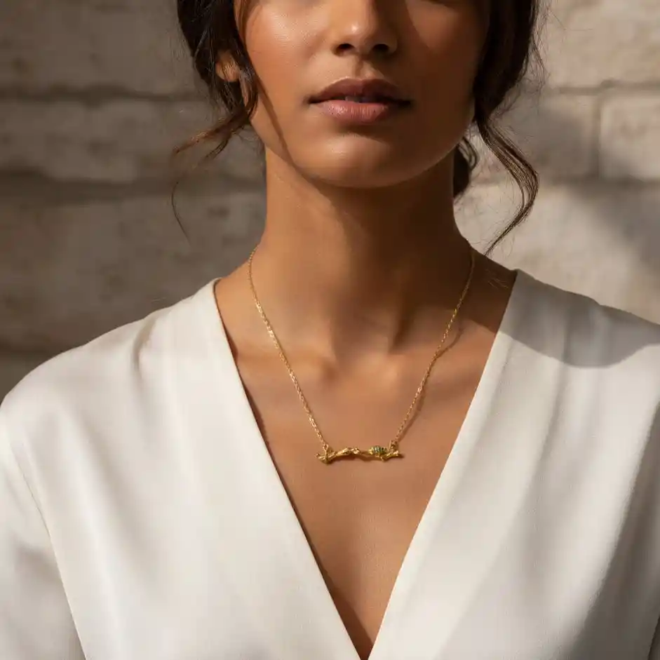 Collar Gargantilla Ramita Palma Esmeralda