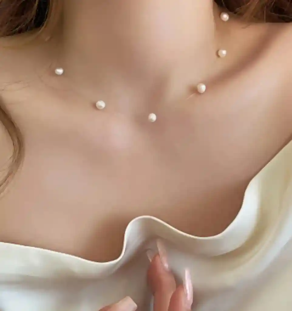 Collar Hilo Invisible En Perlas De Agua