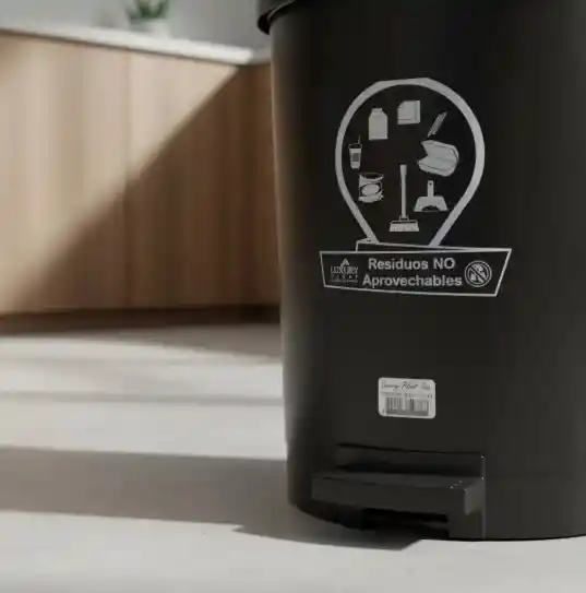 Papelera Caneca Pedal 13 Litros Estilo Hogar Baño Reglamentaria Negro