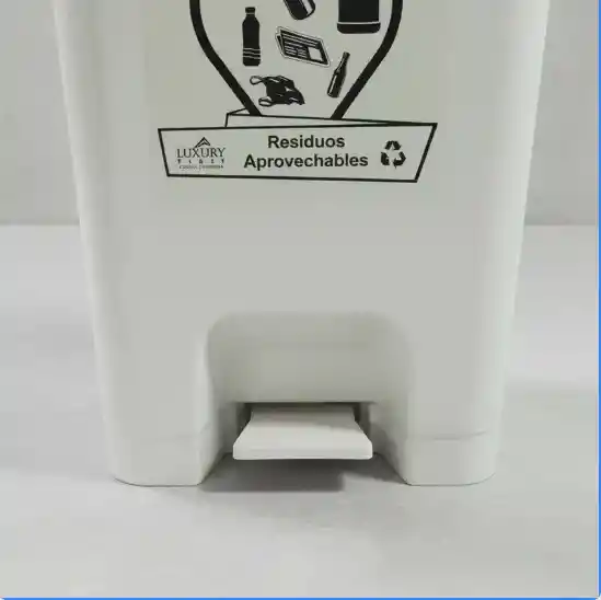 Basurero Pedal 35 L Uso Institucional Blanco
