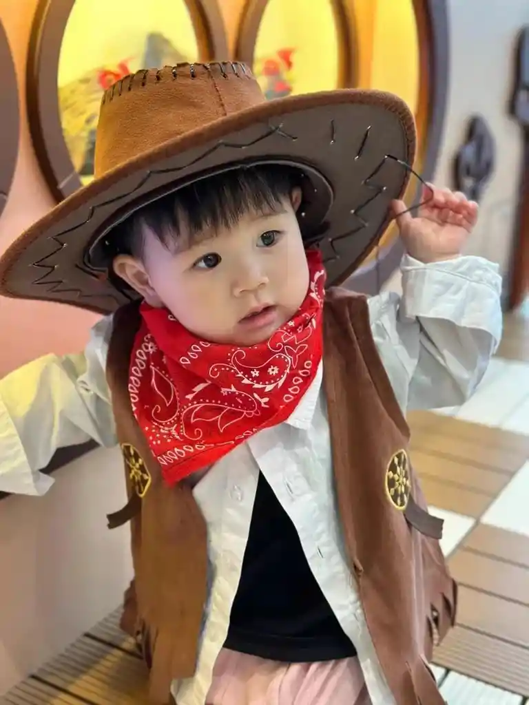 Sombrero Vaquero Clásico Gamuzado Para Niño Café Claro Disfraz Halloween