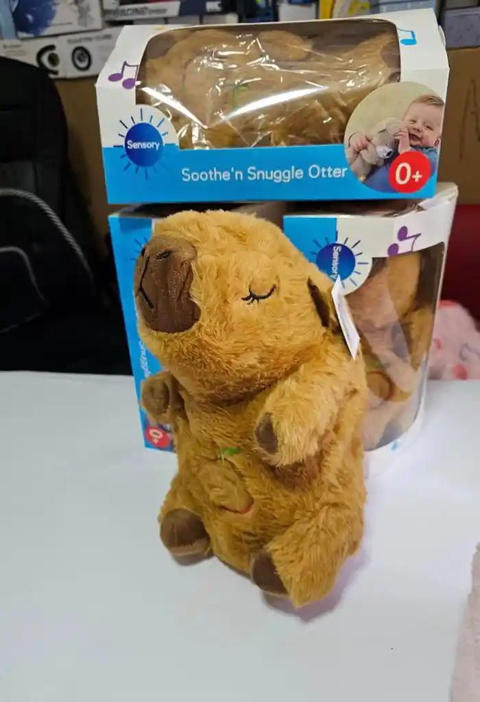 Peluche Capibara Interactivo Movimiento Luz Y Música Juguete Niños Niñas Color Café