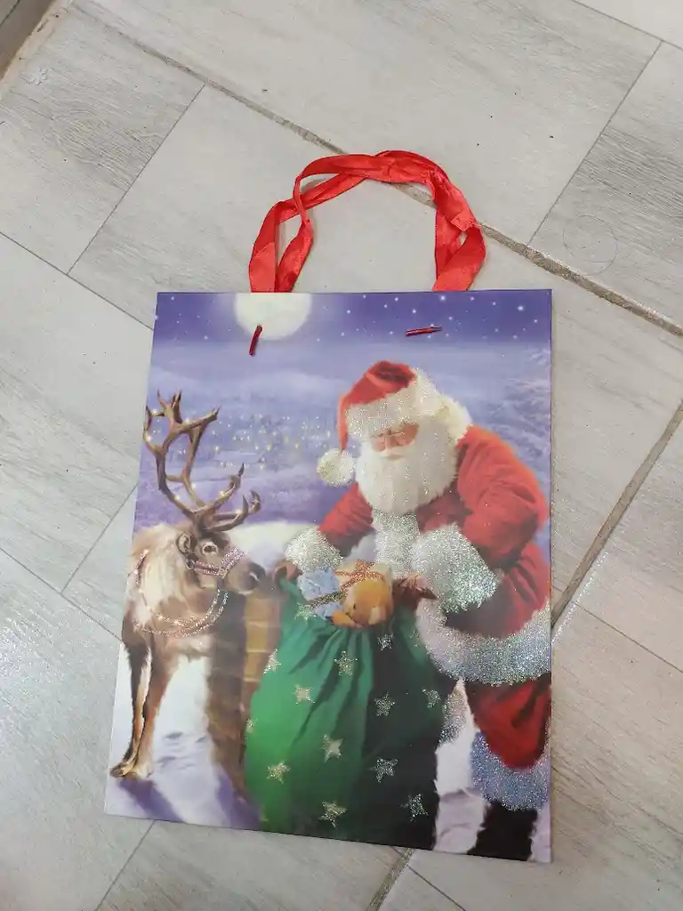 Bolsa De Regalo Navidad Papa Noel Y Reno Mediana 32 Cm X 25 Cm