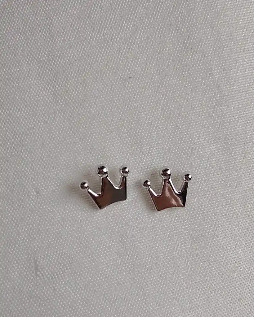 Aretes De Corona Plateados