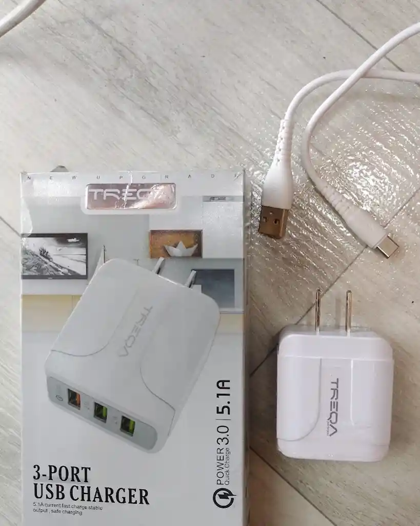 Cargador Treqa Completo Adaptador Con Tres Usb Y Cable Tipo C Rapido