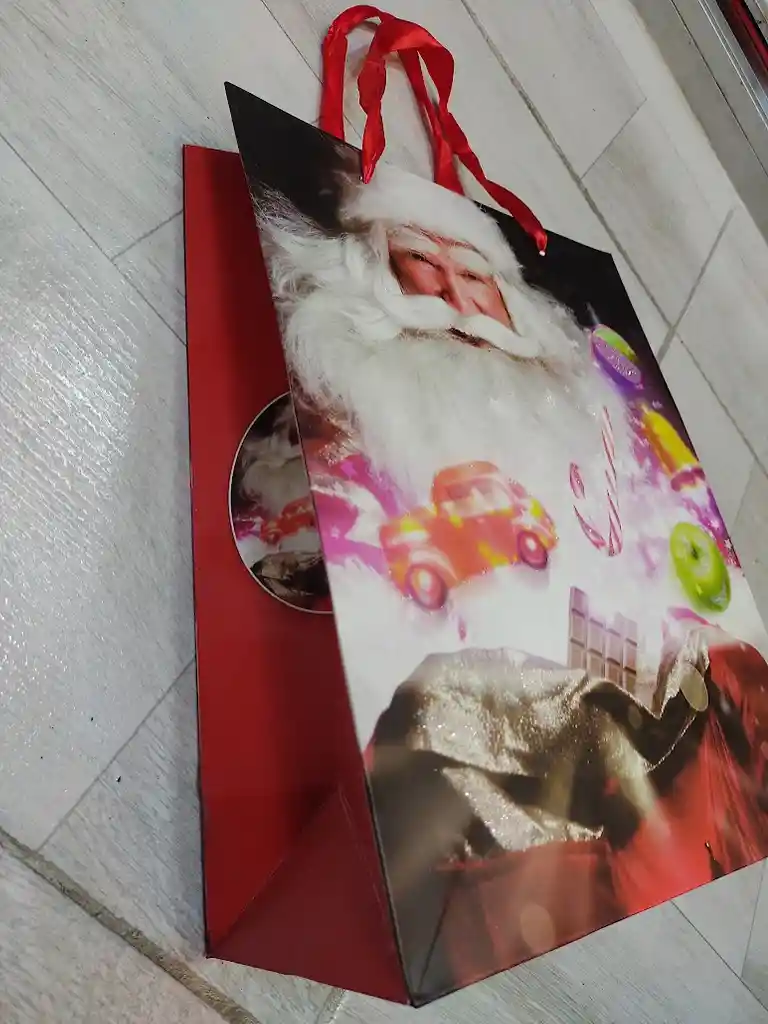 Bolsa De Regalo Navidad Papa Noel Mediana 32 Cm X 25 Cm
