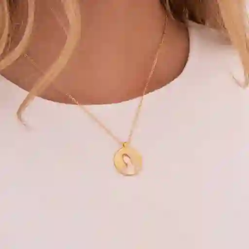 Ave María Cadena Virgencita