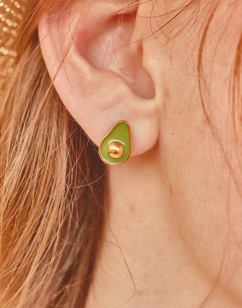 Entrelazos Aretes Aguacate