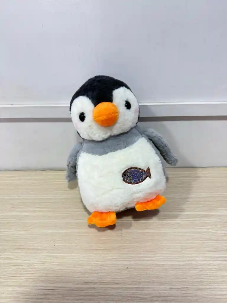 Pingüino Con Pez 25cm