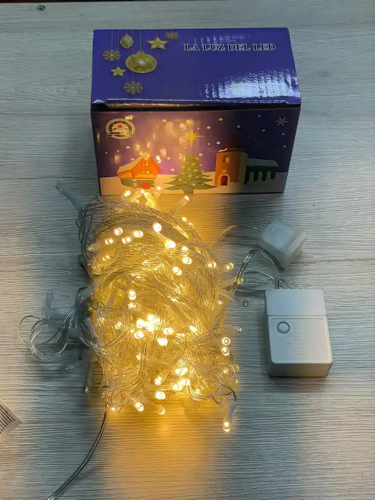 Luces De Navidad X 200 Bombillos Cable Blanco Luz Calida Con Continuacion 14 Metros Aproximadamente Luces Navideñas