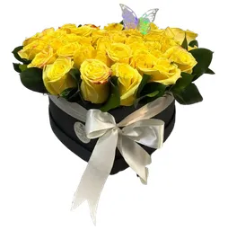 Caja Corazón De Rosas Amarillas