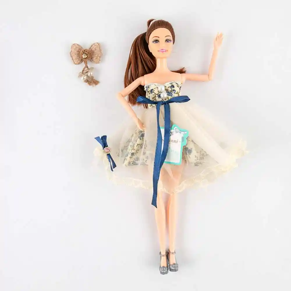 Muneca Fashion Maypa Rosas 28x6cm Surtido