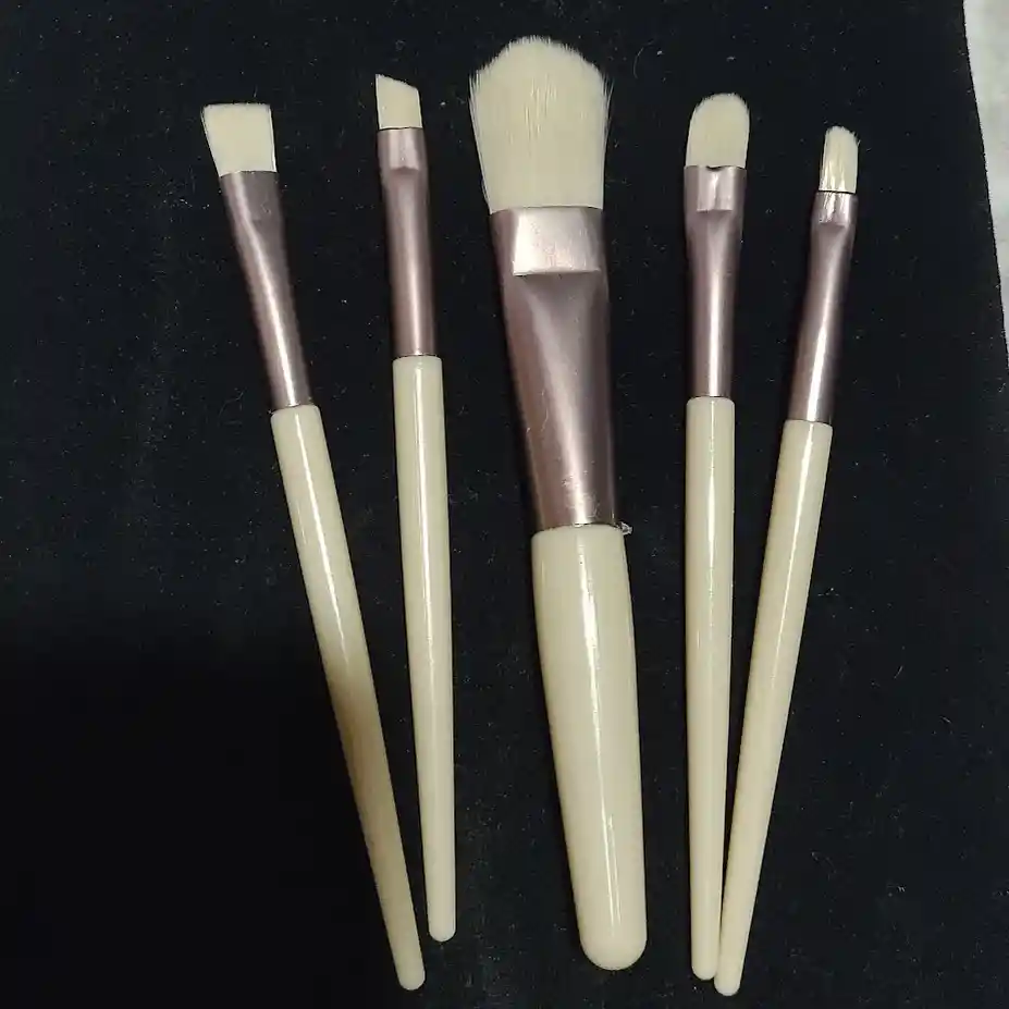 Brochas De Maquillaje Mini Beige Kit 5 Brochas