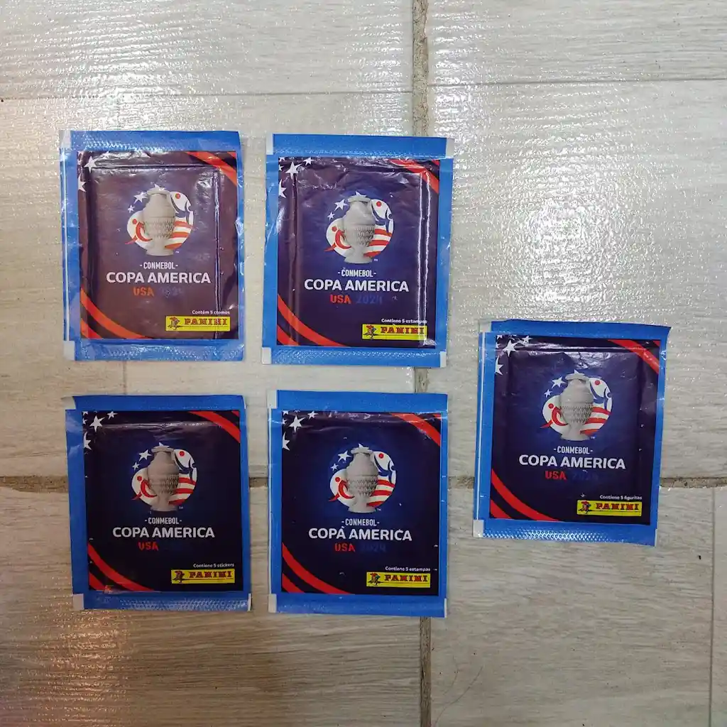 5 Sobres De Laminas Para El Album Copa America Usa 2024 Panini