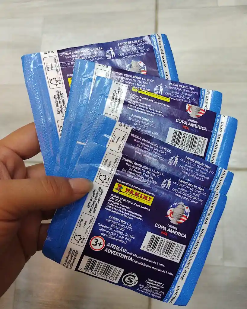 5 Sobres De Laminas Para El Album Copa America Usa 2024 Panini