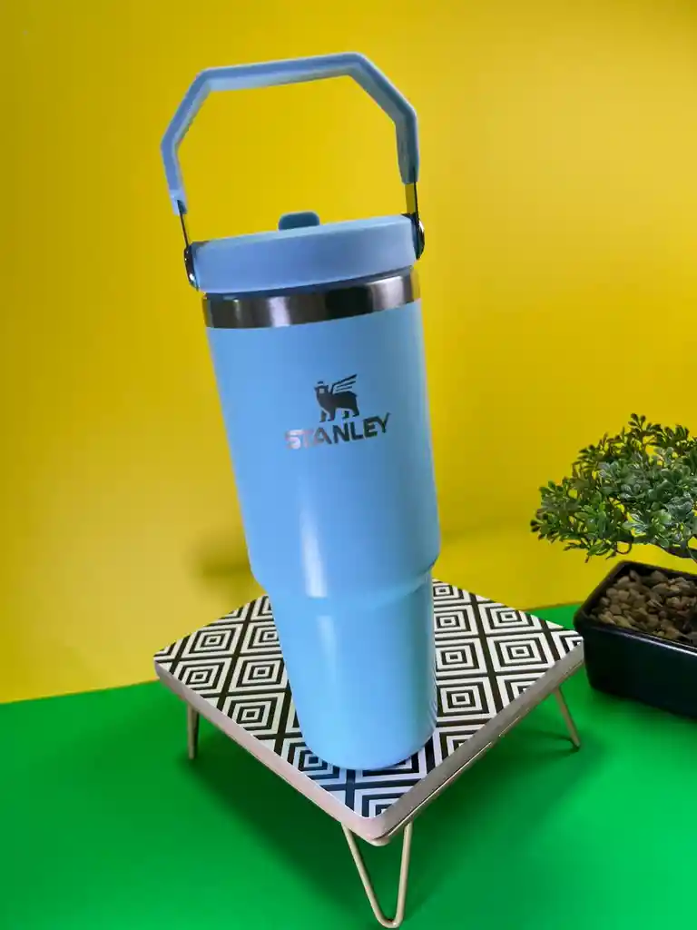 Termo Stanley 30 Onzas / 1.1 Contra Marcado