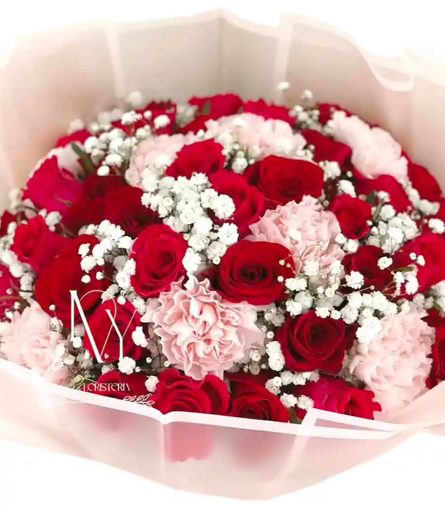 Flores Rosas Rojas Y Claveles Rosados