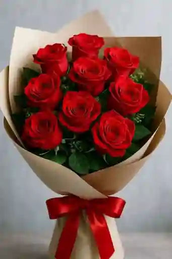 Ramo Clásico De Rosas Rojas