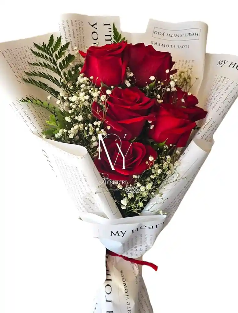Flores Rosas Rojas En Ramillete