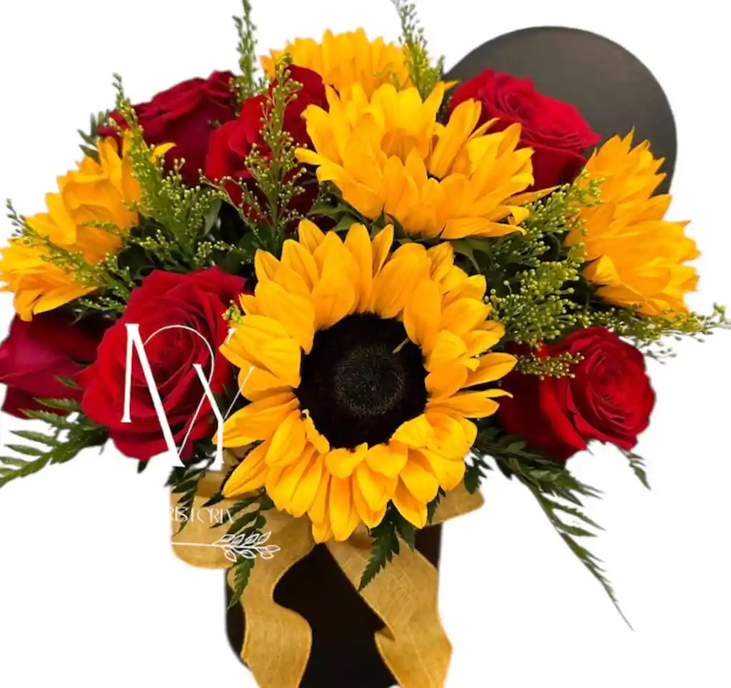 Flores Rosas Rojas Y Girasoles En Cilindro