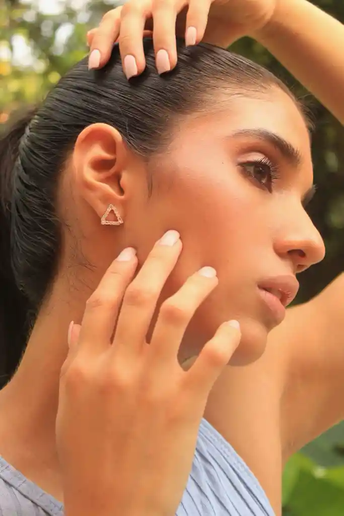 Topo Triángulo Brillante Rodio