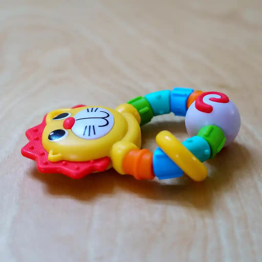 Juguete Sensorial Para Bebés Mordedor Y Sonajero León