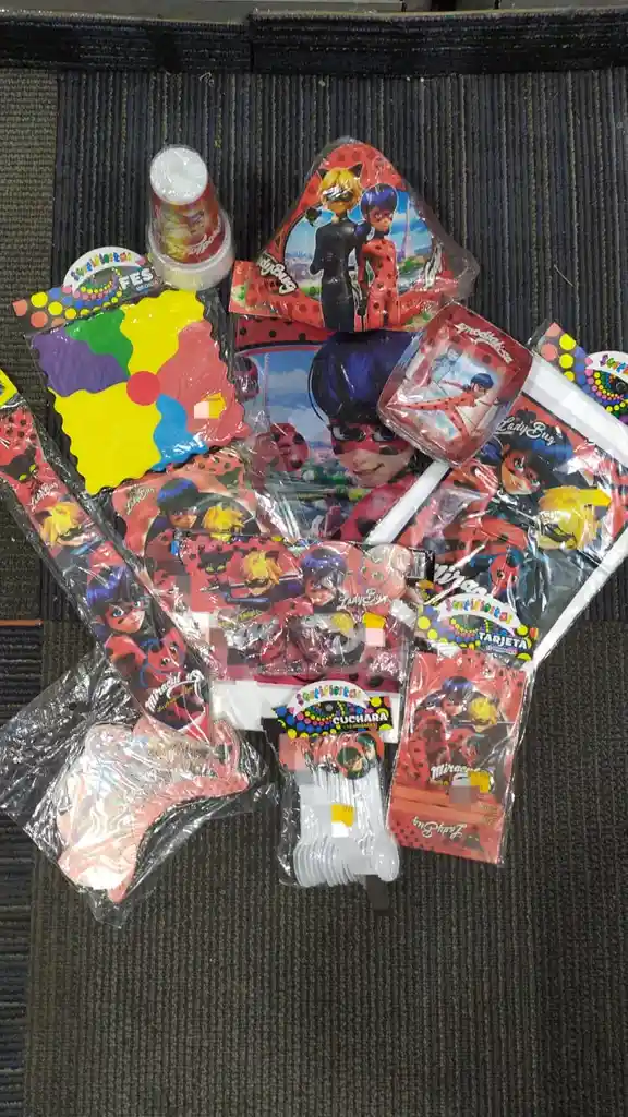 Combo Piñata Ladybug