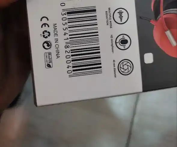 Audifonos Diadema Con Cable Color Negro Gm2004