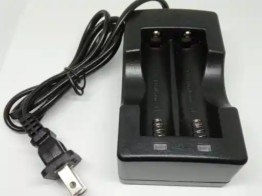 Cargador De Pila 18650 -123a