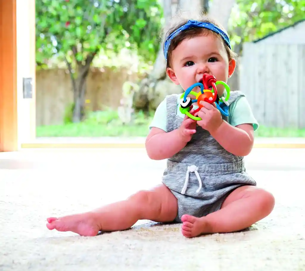 Juego Sensorial De Anillos De Colores Y Mordedor Para Bebés