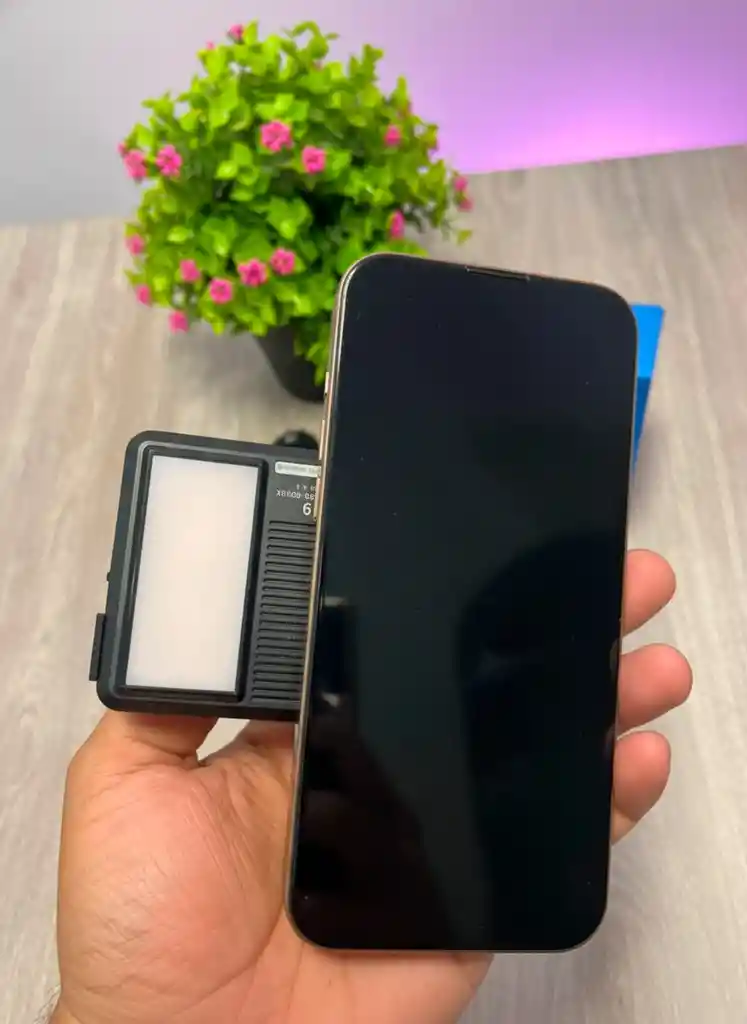 Luz De Video Portátil Led M19 (para Cámara/celular) Magnetica