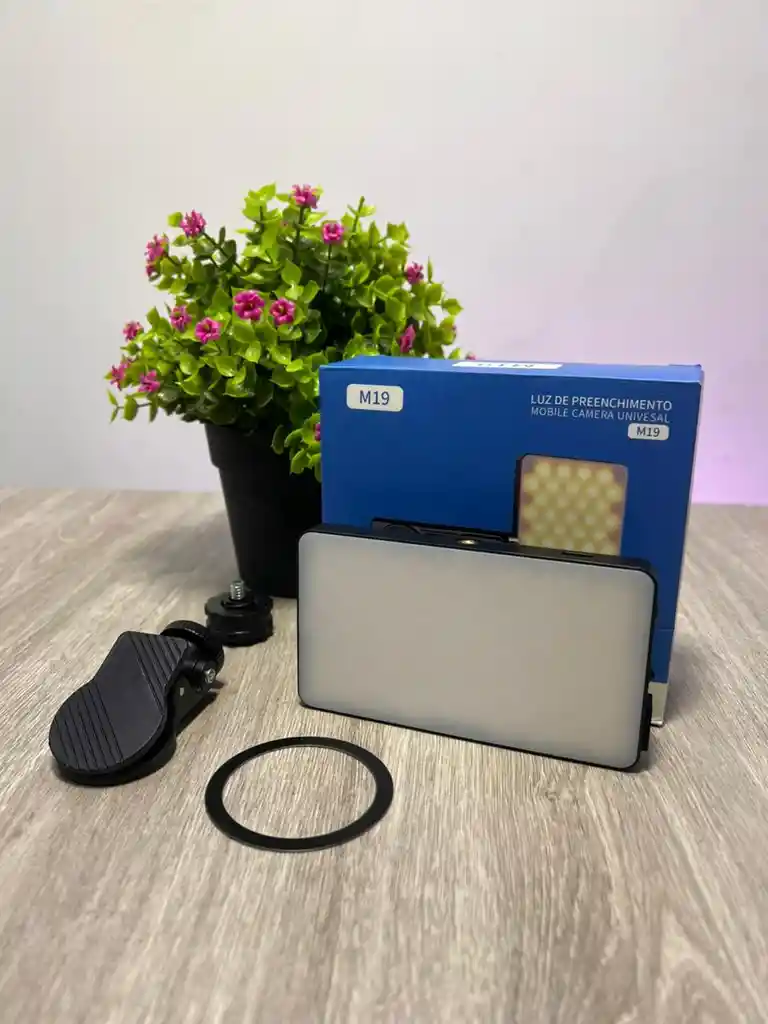 Luz De Video Portátil Led M19 (para Cámara/celular) Magnetica