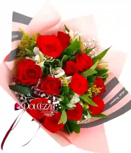 Flores Rosas Rojas Y Astromelia