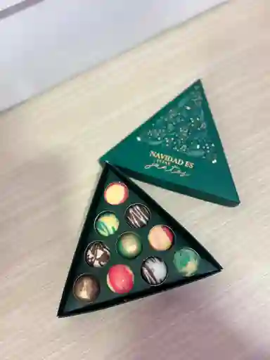 Árbol De Navidad Con Trufas Rellenas X10 - Navidad