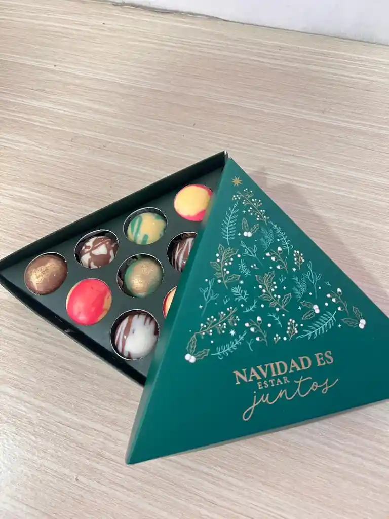 Árbol De Navidad Con Trufas Rellenas X10 - Navidad