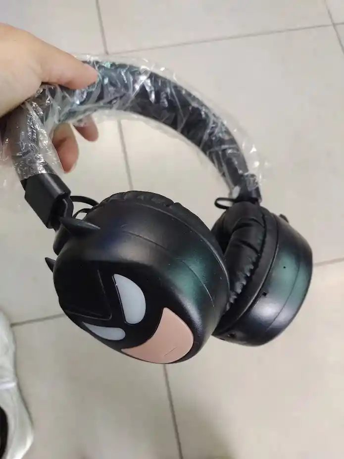 Audifonos Inalambricos Diadema Negra Batman