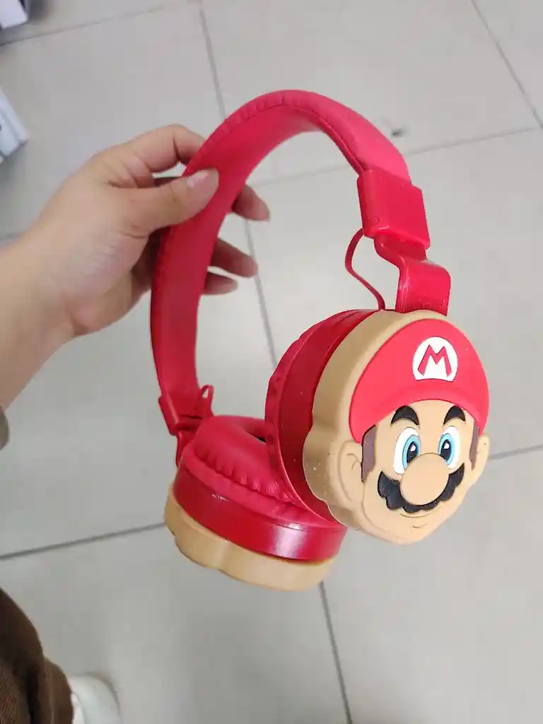 Audifonos Inalambricos Diadema Roja Mario Bros