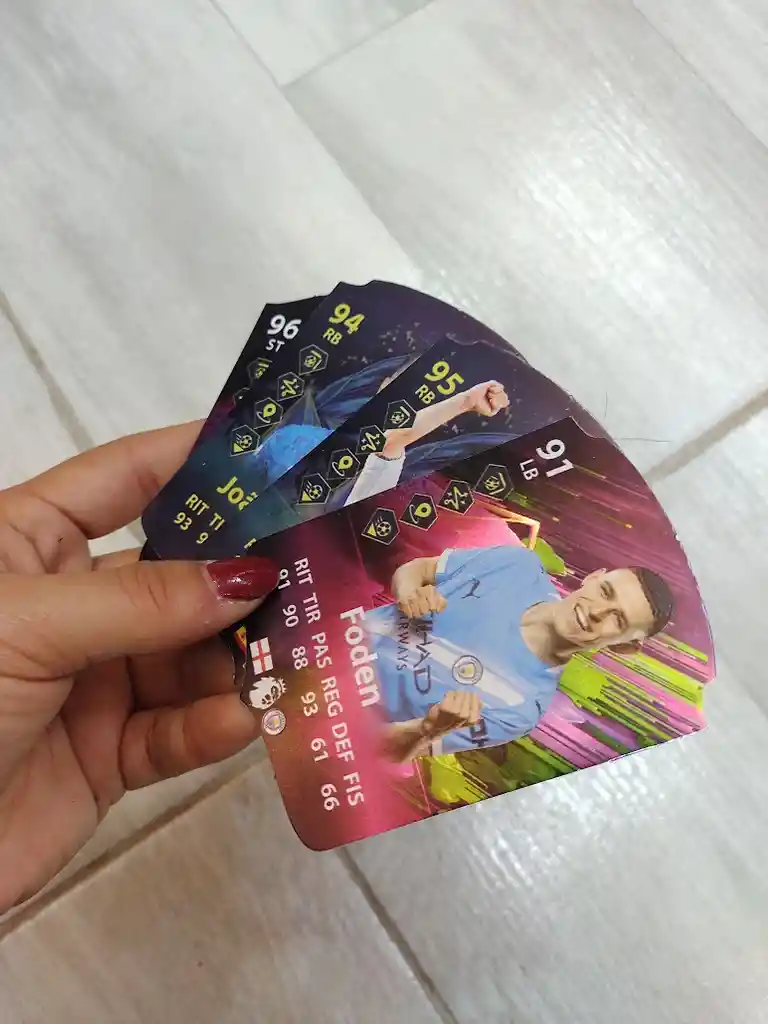 5 Sobres De Cartas Ea Sports Fc 26 Futbol (15 Cartas Variadas)