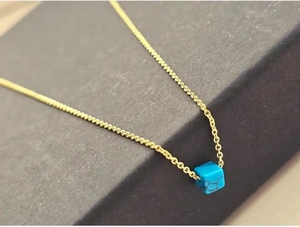 Collar Dado Turquesa