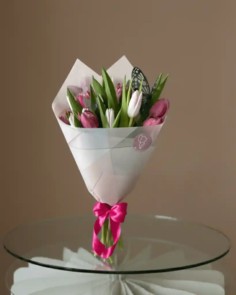 Bouquet De 10 Tulipanes Multicolores