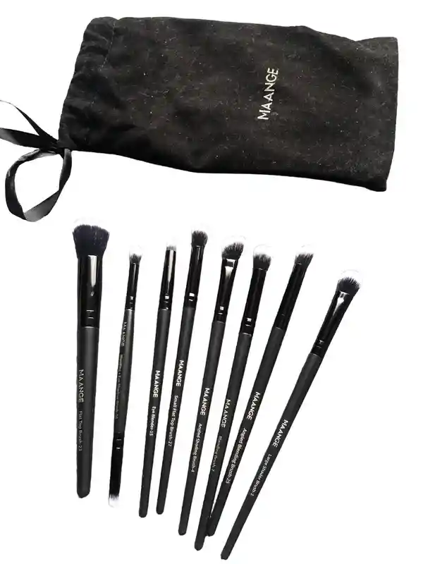 Kit De 8 Brochas De Maquillaje Negras + Estuche Negro