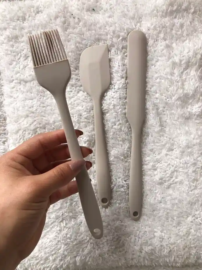 Set De 3 Utensilios Para Cocina De Silicona Color Beige