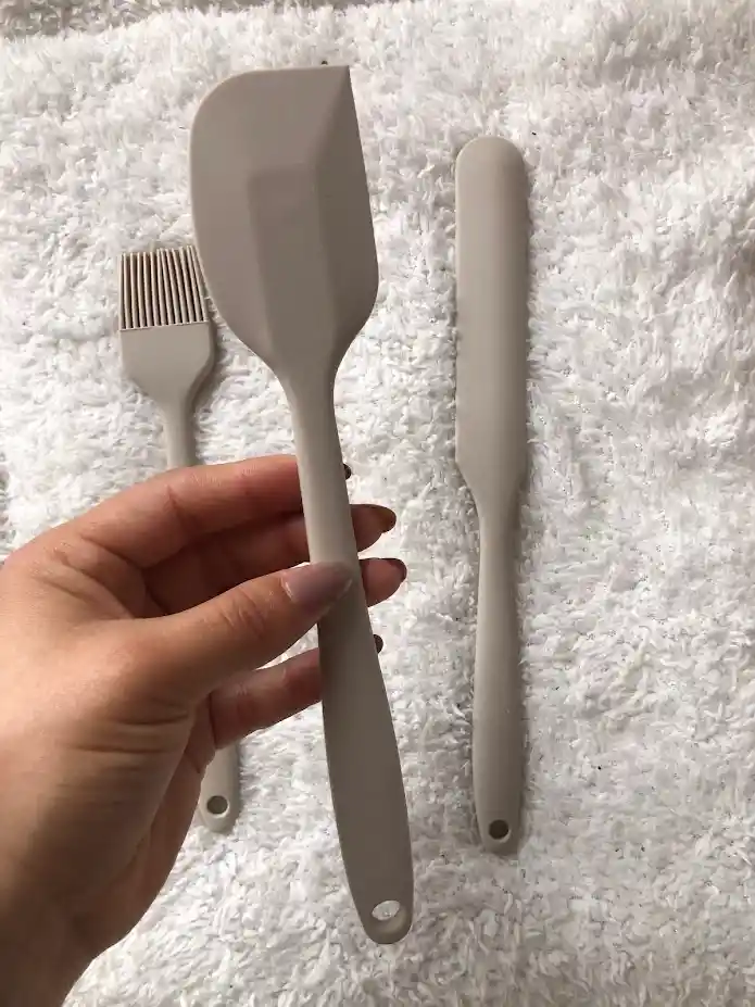 Set De 3 Utensilios Para Cocina De Silicona Color Beige