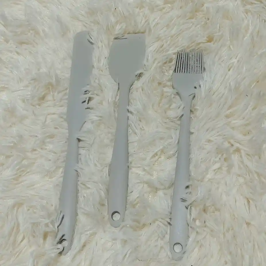 Set De 3 Utensilios Para Cocina De Silicona Color Beige