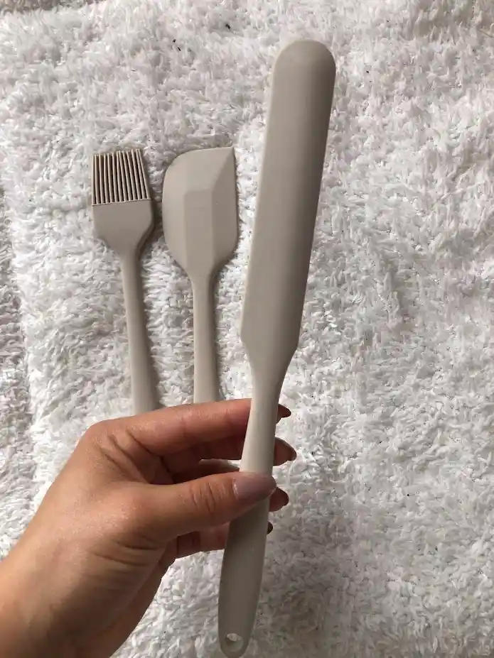 Set De 3 Utensilios Para Cocina De Silicona Color Beige