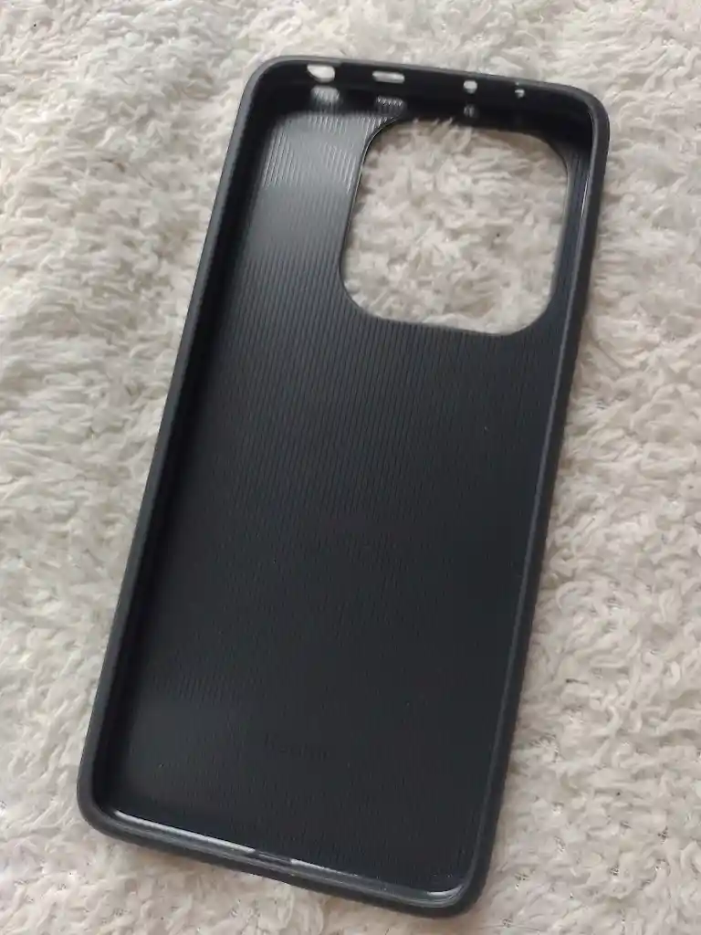 Forro Negro Para Celular Xiaomi Redmi Note 14 4g
