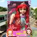 Muñeca Ariel Con Luz Y Sonido En El Cabello Y En El Microfono