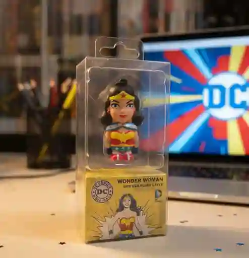 Memoria Usb Wonder Woman 8gb - Dc Comics