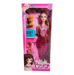 Muñeca Con Vestidos + Mascota Y Accesorio