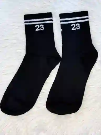 Medias Negras #23 Con Rayas / Comidas Y Estilo